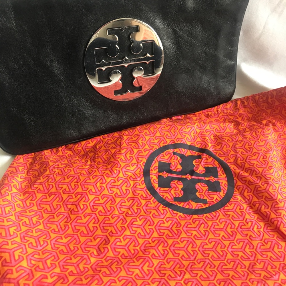 Tory Burch - Reva Clutch - Black Leather & Silver - Picture 5 of 6
